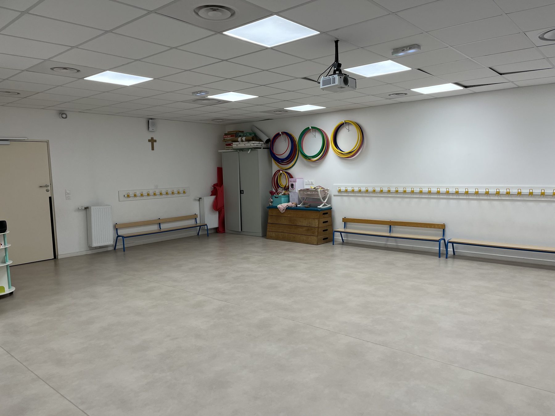 primaire-salle-motricite-1 Salle de motricité de l’école Saint-Joseph à Clamart